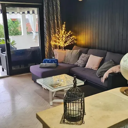 Navita Apartment